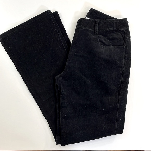 Lilly Pulitzer Women’s Black Corduroy Pants, Flare Boot Cut, Size 2 - Picture 5 of 6